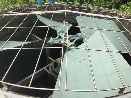 超靜音<a href=http://www.tzhtuan.com/tags23_0.html target=_blank class=infotextkey>冷卻塔風(fēng)機(jī)</a>