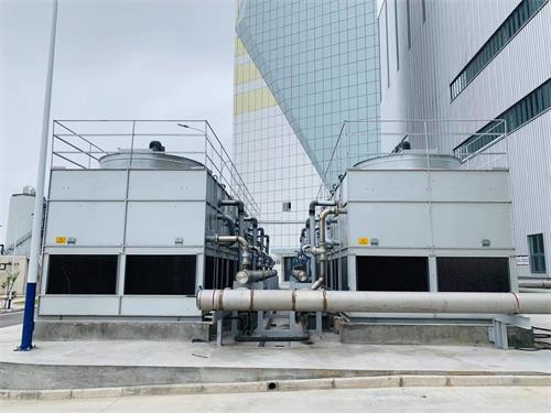 <a href=http://www.tzhtuan.com/tags1_0.html target=_blank class=infotextkey>閉式冷卻塔</a>維護(hù)改造