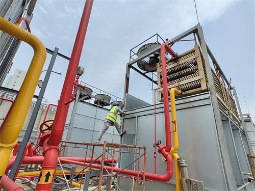 廣東東莞玻璃鋼水塔清洗清潔程序